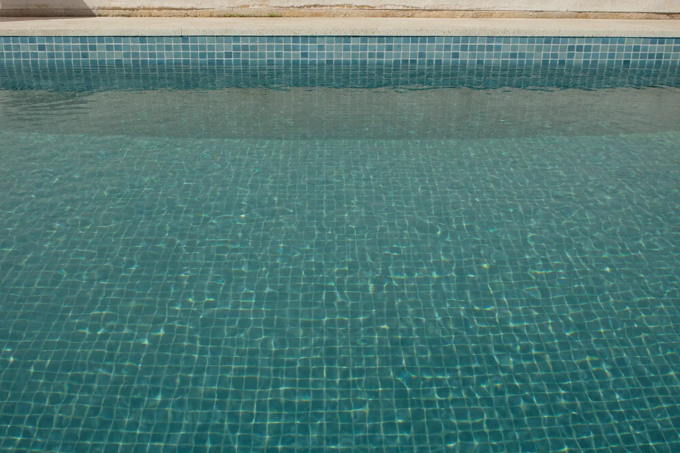 Mosaic and water, the way it should look